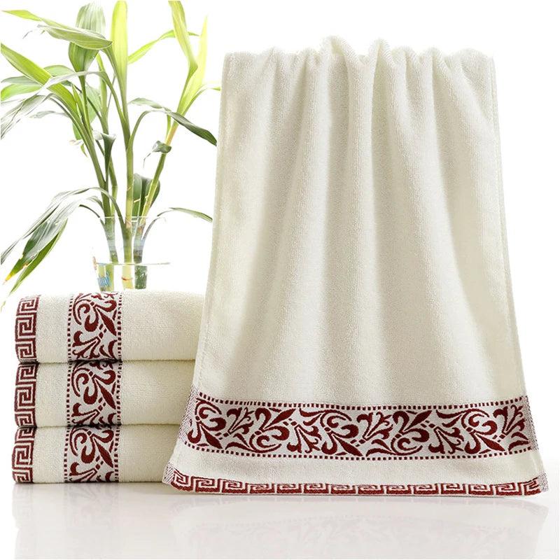 Toalhas Bordadas de Algodão Premium – Maciez, Absorção e Elegância em Cada Detalhe