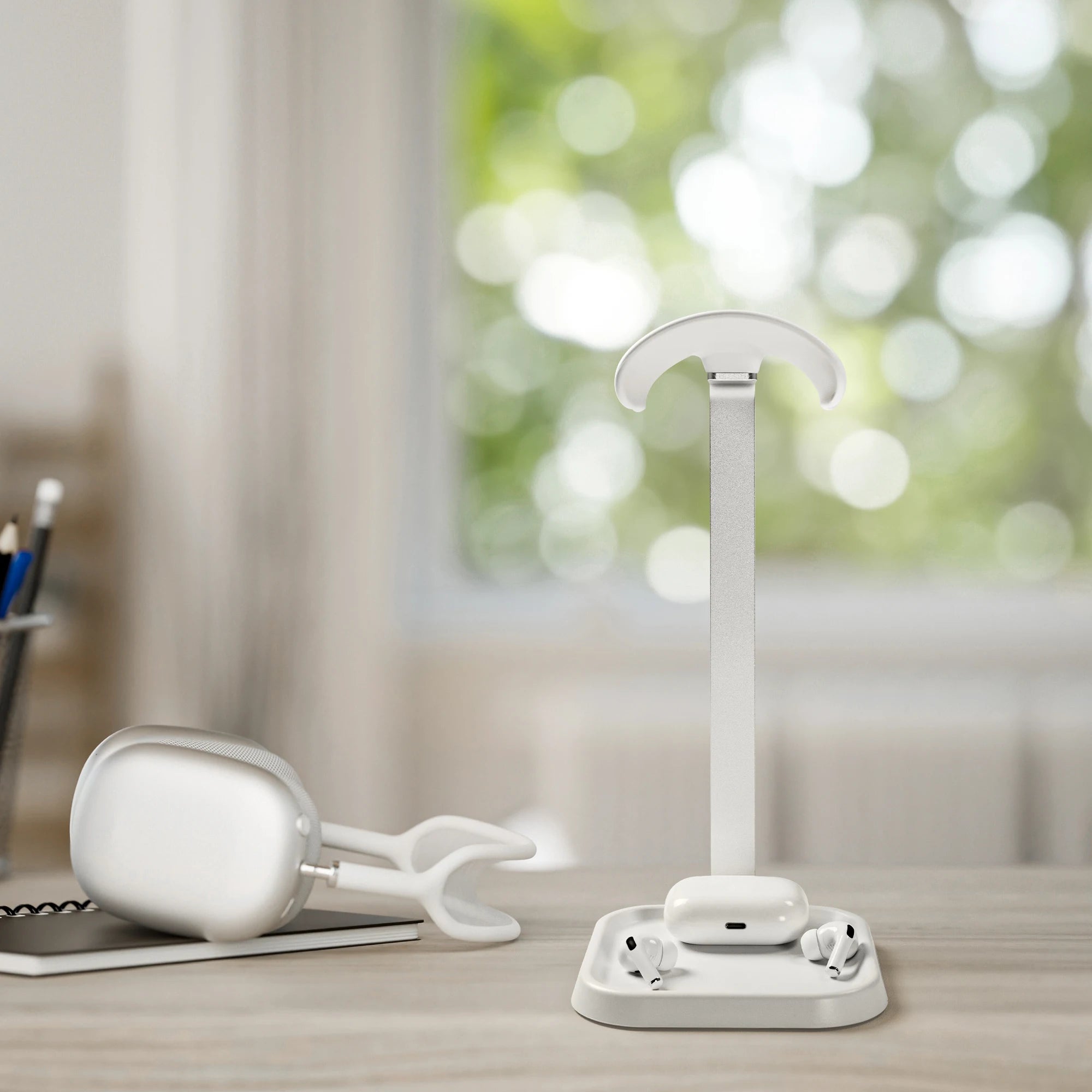 Suporte Inteligente 2 em 1 – Base Reforçada + Bandeja de Armazenamento | Perfeito para Fones de Jogo e Estúdio!